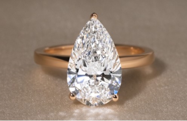 Brilliance Beyond Measure: The Beauty of Pear Diamond Engagement Rings