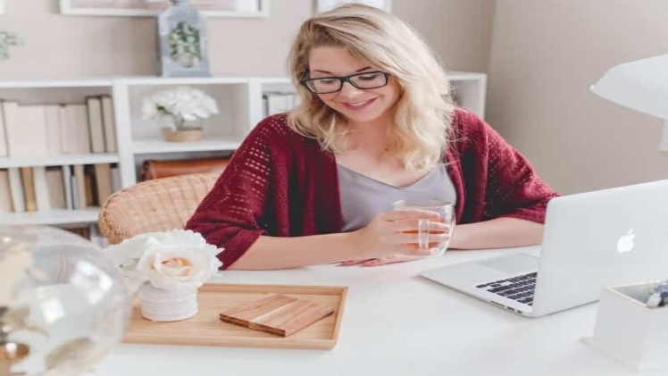 Marie Kondo Life: Will Minimalism Really Save You Money?