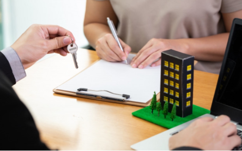 Financial Impact: Tips from a Consultant for Debt Consolidation