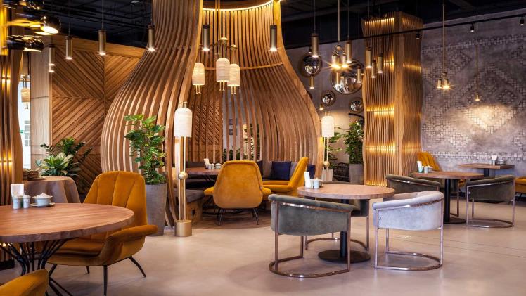 Vintage vs. Modern: Choosing the Right Aesthetic for Your Restaurant Furniture